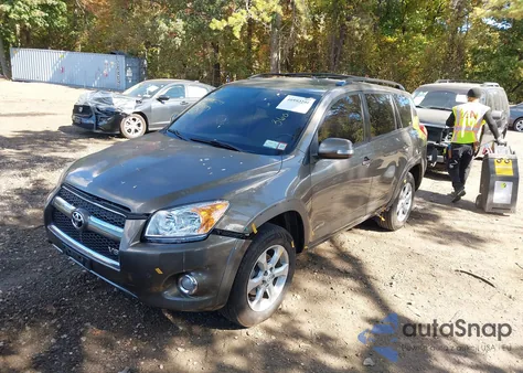 2010 Toyota Rav4 Limited z USA, uszkodzony, nr VIN JTMDK4DV6AD017419